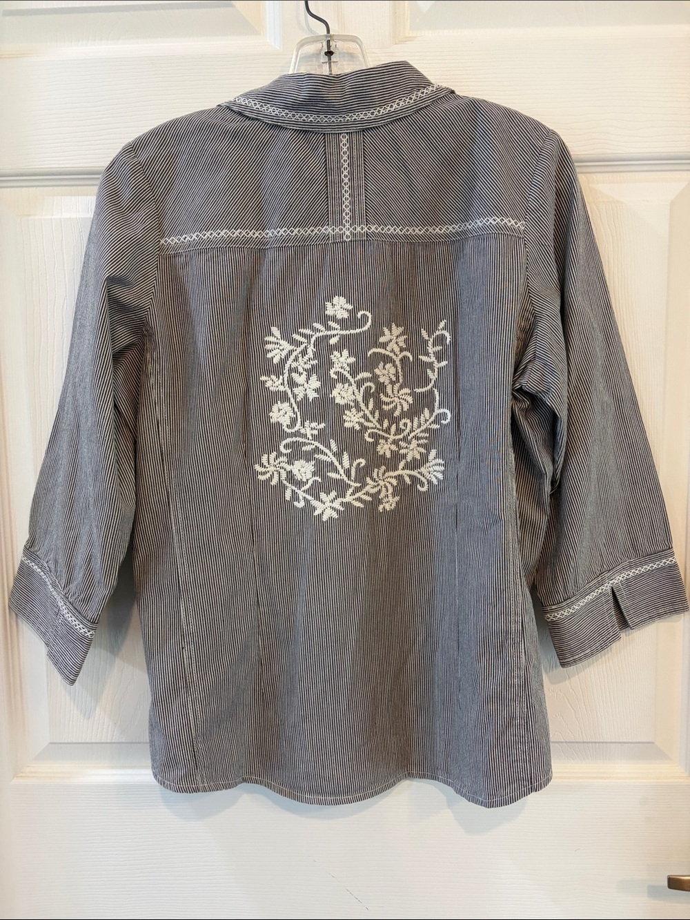 Denim & Co Gray Pinstripe Button-Down Shirt with White Floral Embroidery - Picture 3 of 8